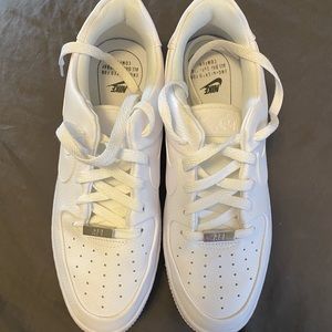 Nike Air Force 1 Sage Low